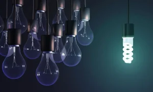 چراغ هایی که نماد یک ایده در کارآفرینی به شمار می روند.